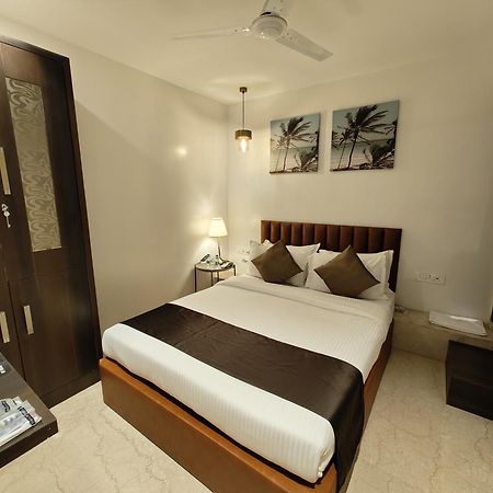 The Majlis Hotel - Colaba Мумбаи Экстерьер фото