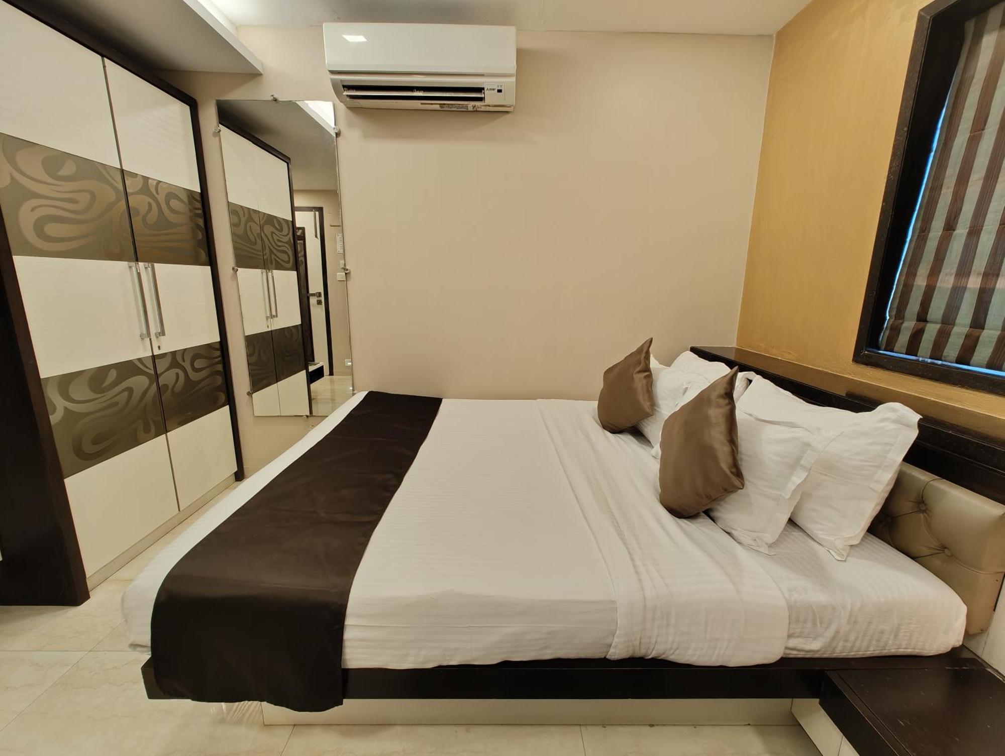 The Majlis Hotel - Colaba Мумбаи Экстерьер фото